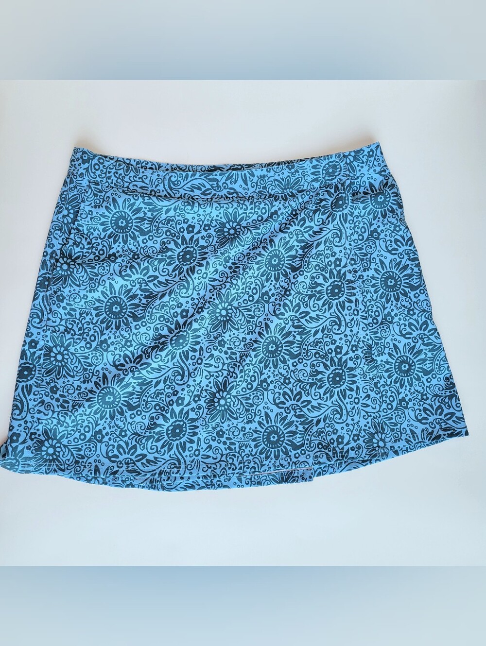 Rip Skirt Womens L Swim Cover-Up Hook & Loop Blue Floral Wrap Skort Beach